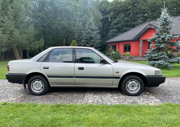 Mazda 626 cena 8900 przebieg: 273272, rok produkcji 1989 z Włocławek małe 704